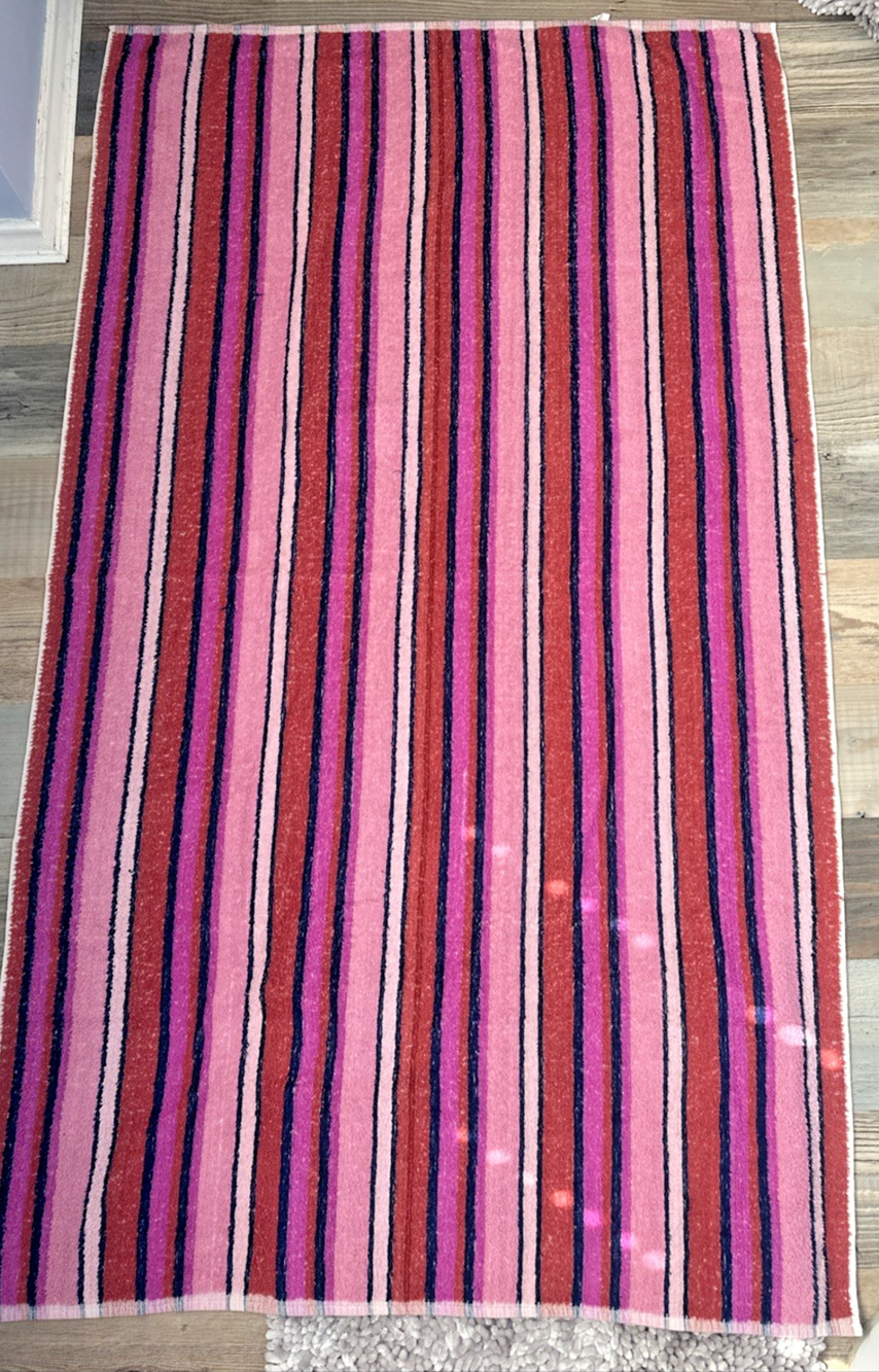 Vintage XL Leshner Bath Towel 100% cotton Pink Hues Striped USA 63X36